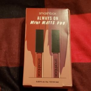 Brand New Smashbox  Mini Matte Duo